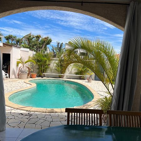 Villa Etang Sale Les Bains Avec Piscine Privee Ngoại thất bức ảnh