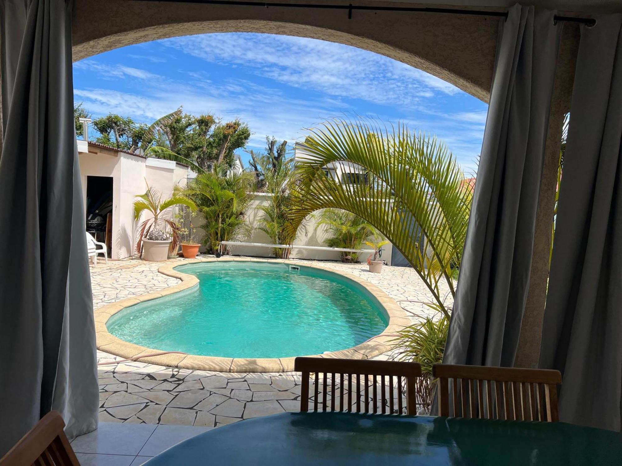 Villa Etang Sale Les Bains Avec Piscine Privee Ngoại thất bức ảnh